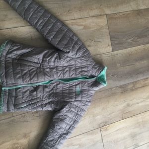 Kids 8/10 Reversible north face coat